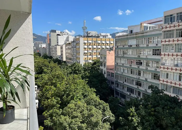 Precioso apartamento con terraza y piscina